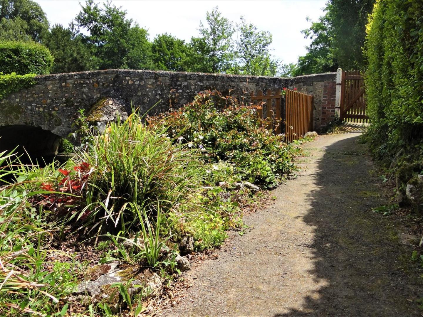 Le Lavoir Secret - Hebergement Atypique Dans Un Joli Cadre Bucolique ξενώνας Dangeau Εξωτερικό φωτογραφία